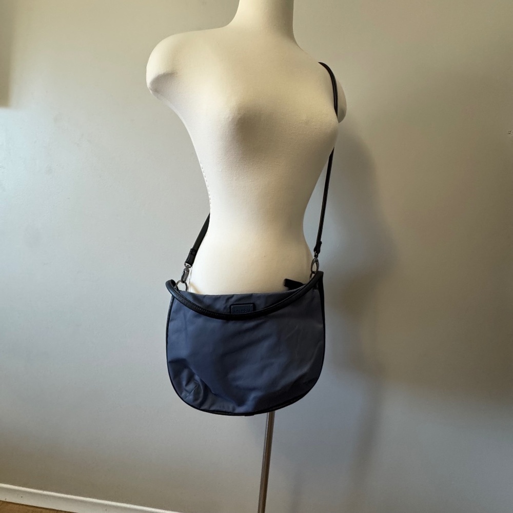 Lacoste Blue shoulder bag with removable strap